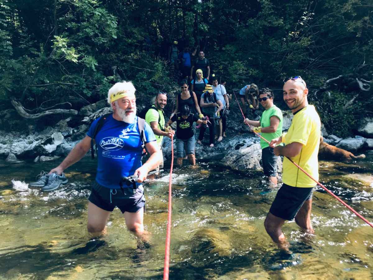 L'imperdibile guado del fiume Taro