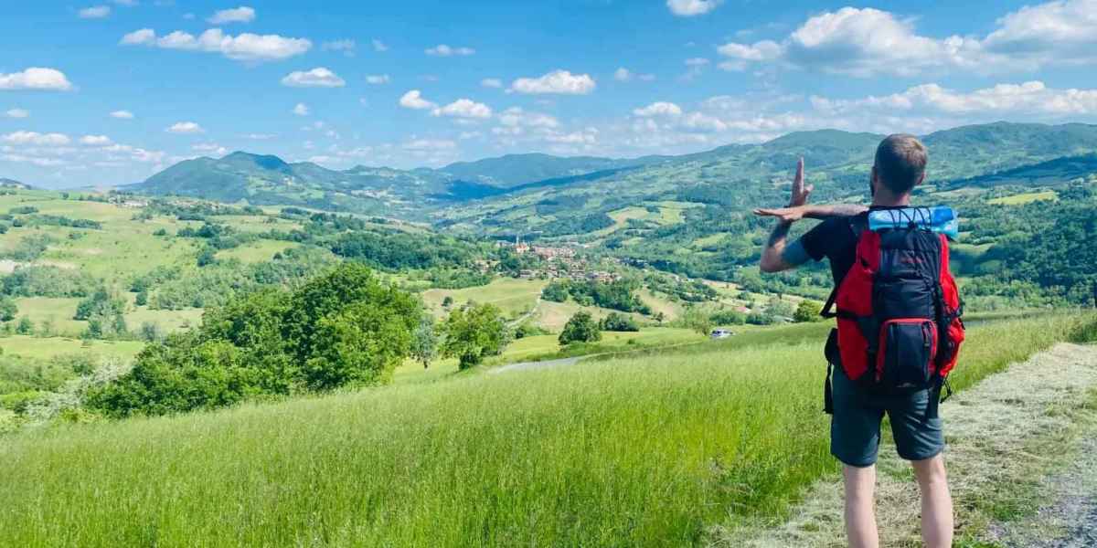 Caminata, crocevia di sentieri in Alta Val Tidone